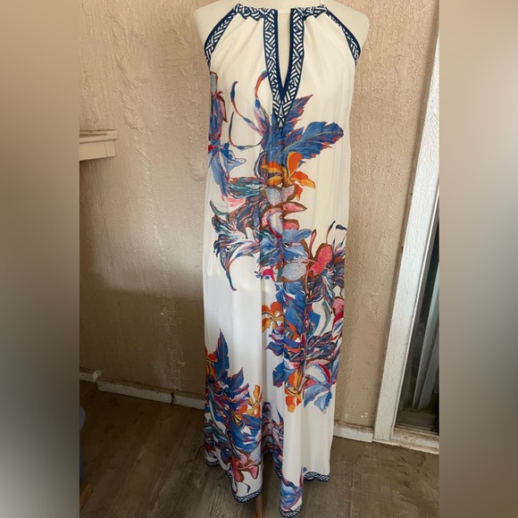 🌟SALE🌟Floral Maxi Dress - Picture 6 of 7